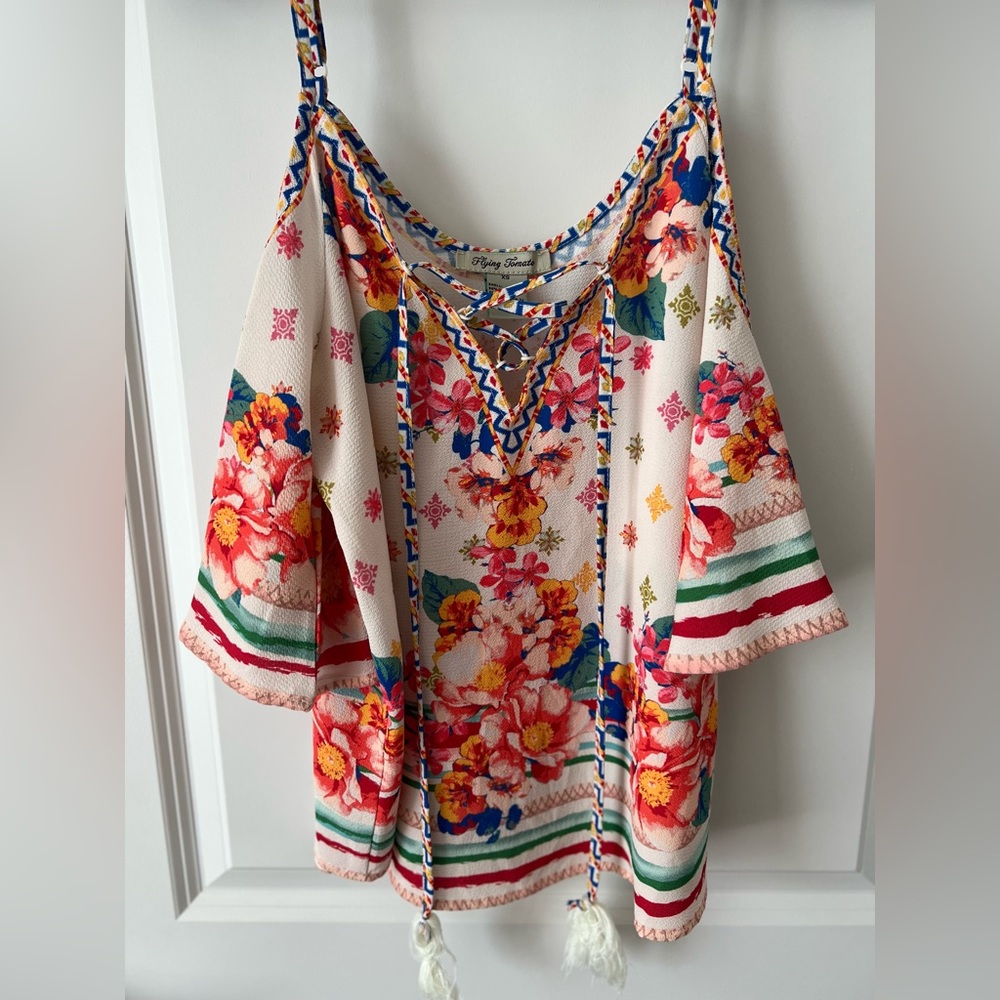 Flying Tomato, Floral Cold Shoulder, Flow Loose Top, XS, Lace Up, Bell Sleeves - Picture 5 of 9